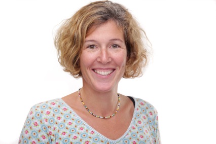Dr. med. Arline Hartig
